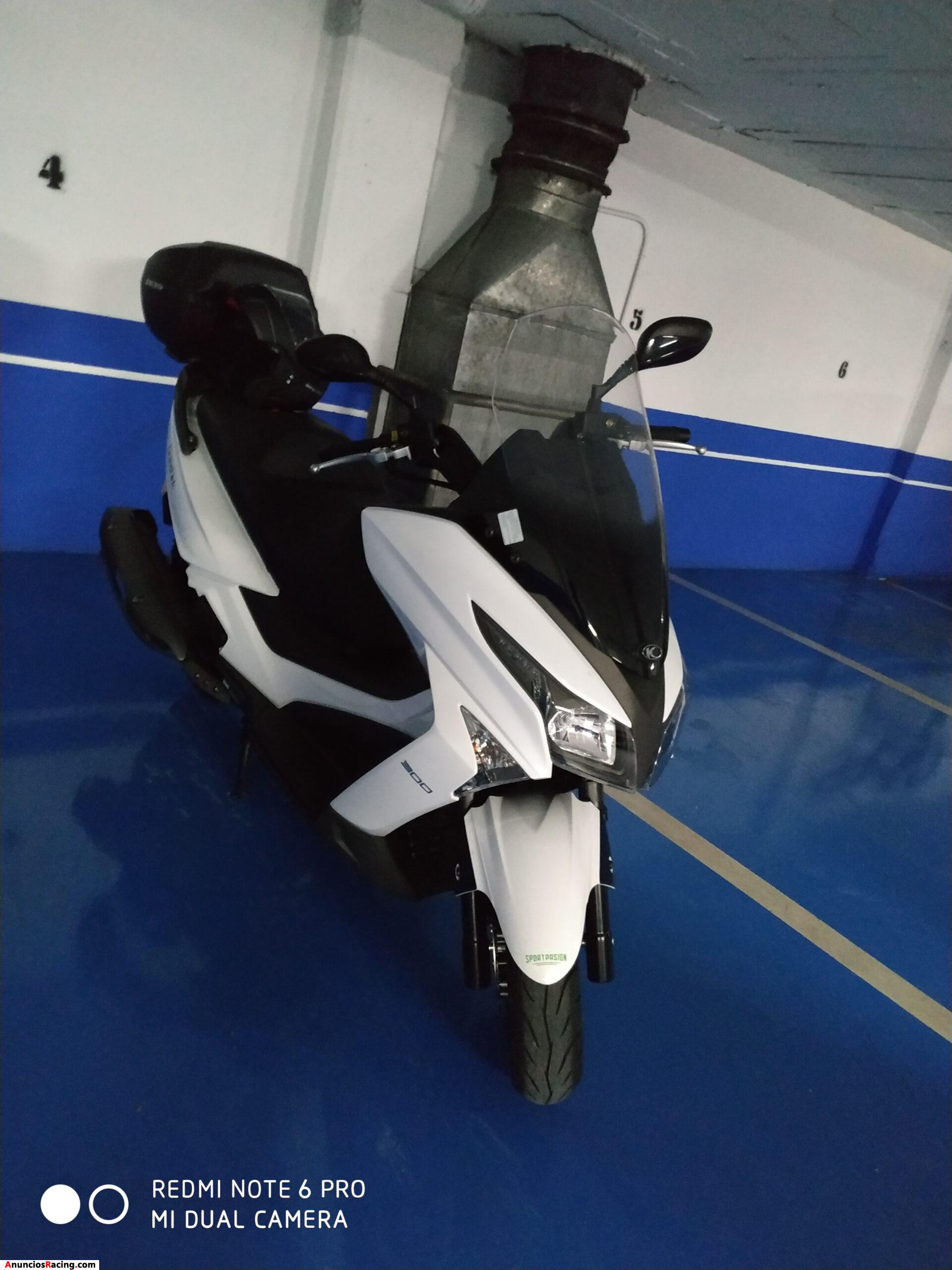 kymco grand dink 300, nueva, 349 km.