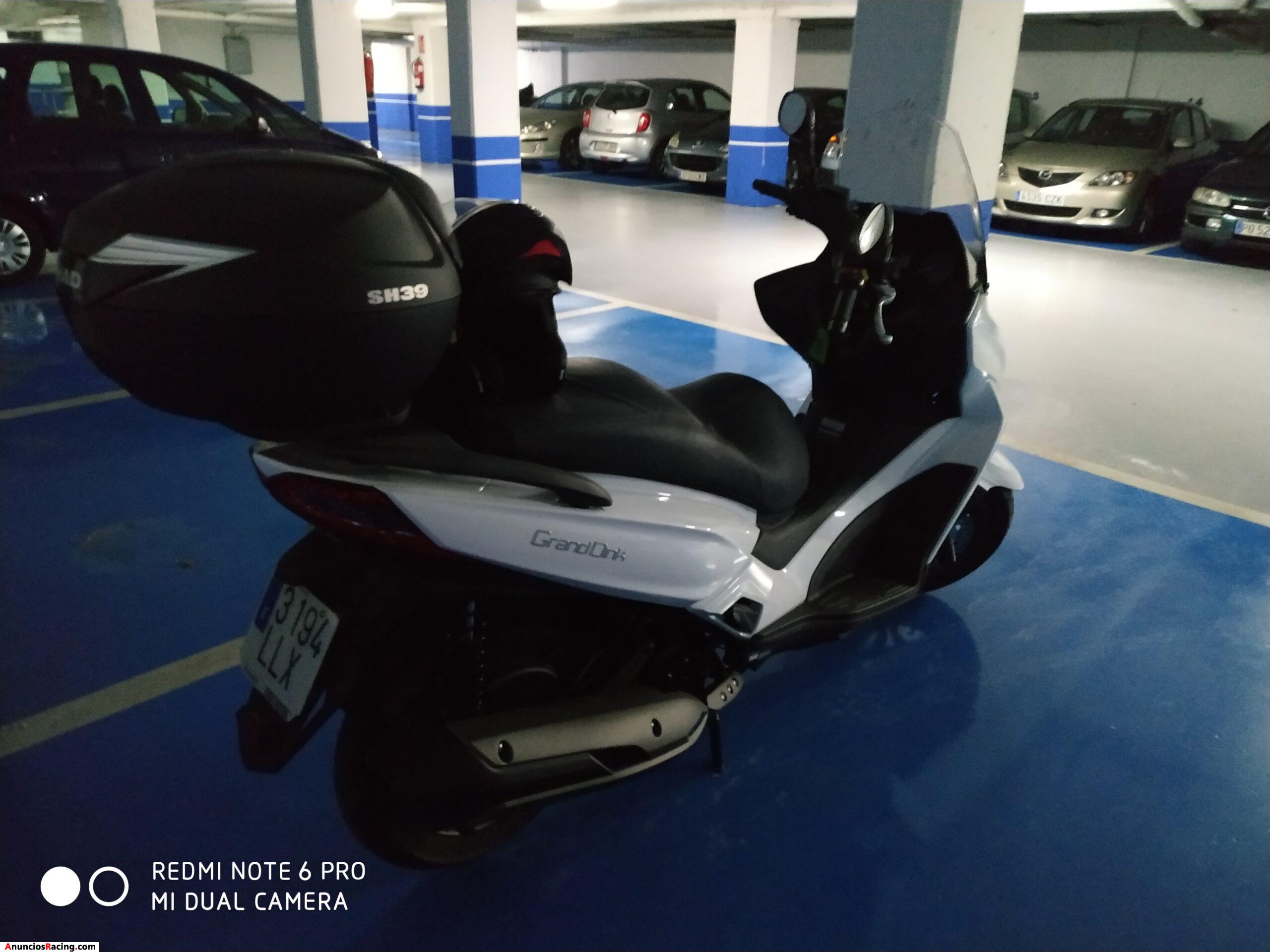 kymco grand dink 300, nueva, 349 km.