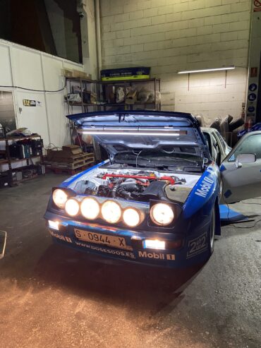 Porsche 944