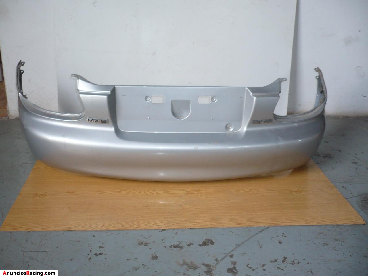 Paragolpes trasero de Mazda mx5