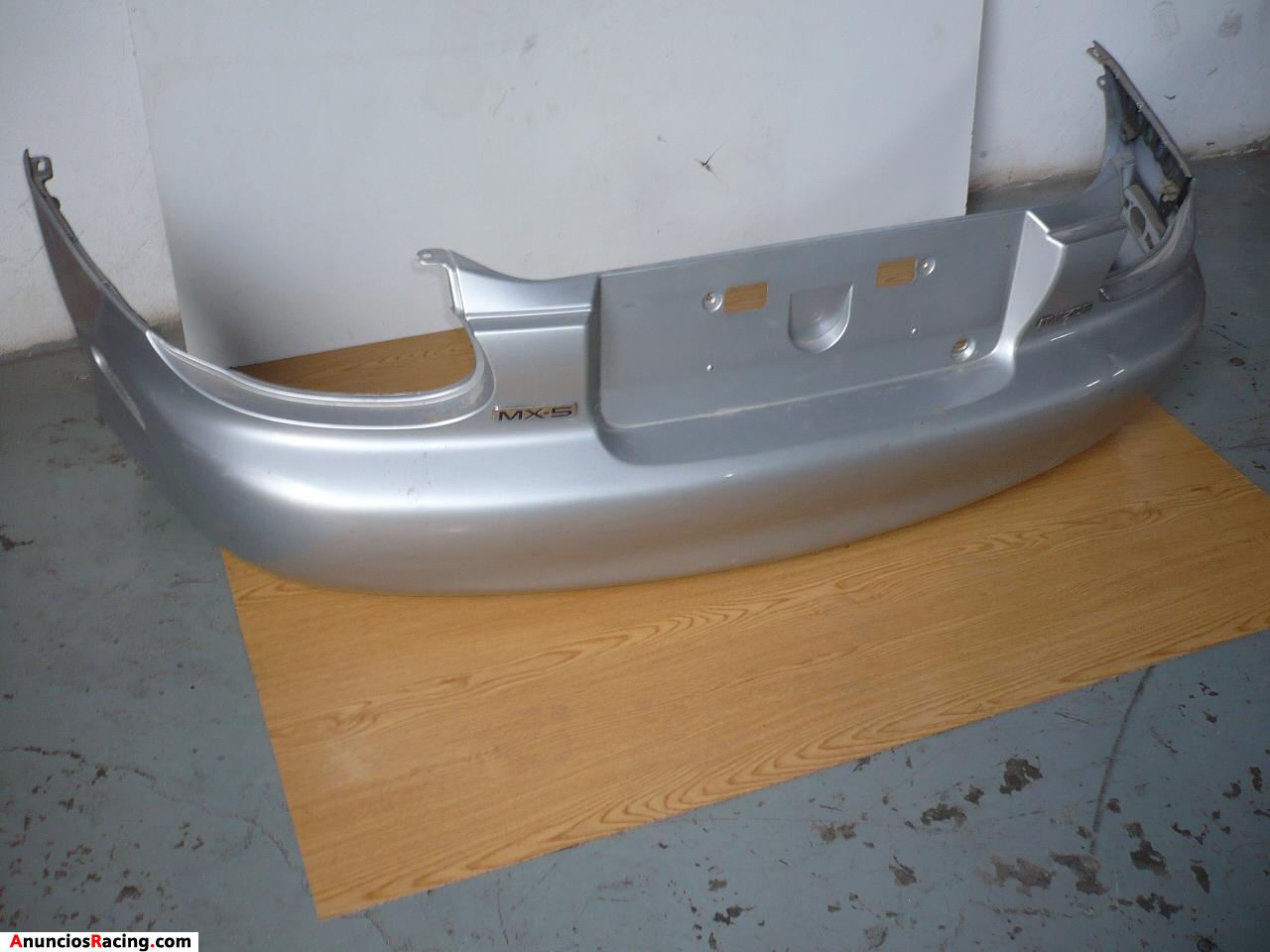 Paragolpes trasero de Mazda mx5