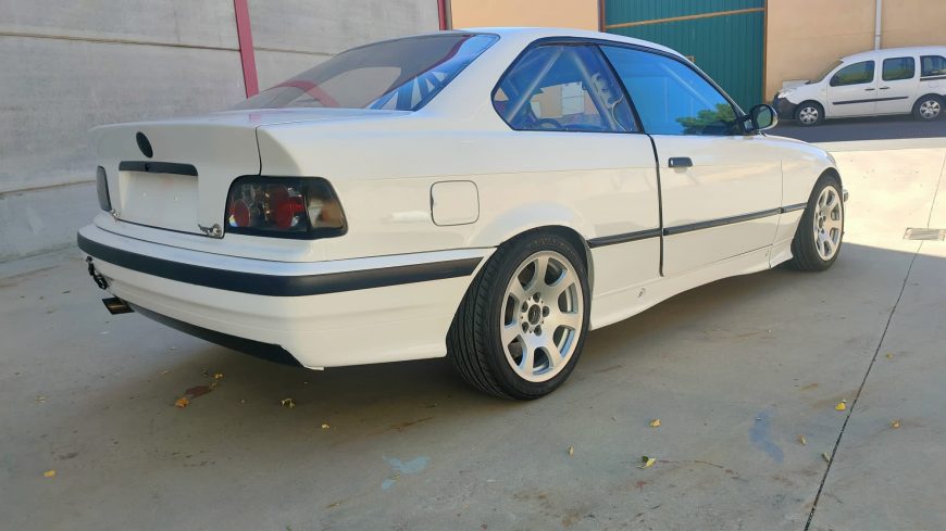 BMW serie3 (base318is)