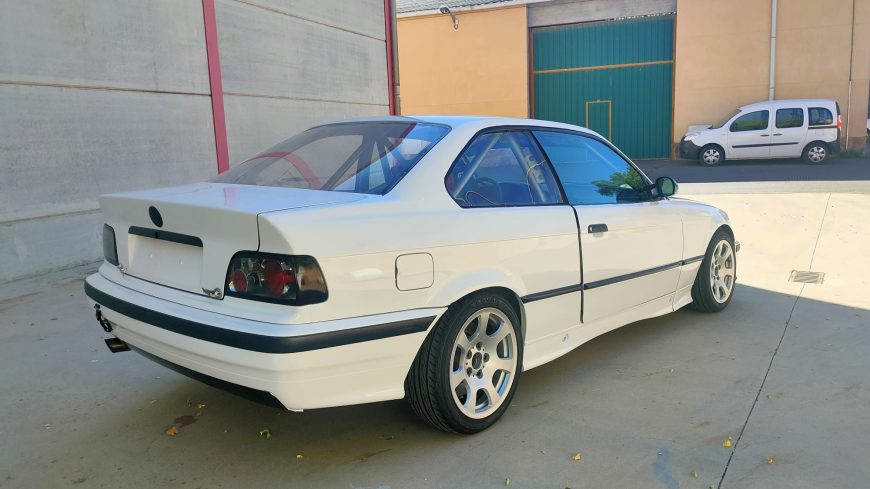 BMW serie3 (base318is)